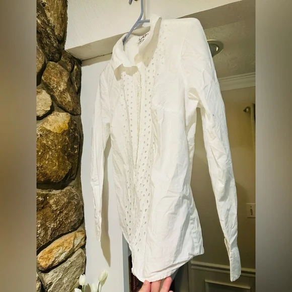 Boden $140 Size S White Eyelet Button Down | Embroidered Cutout Shirt. - Picture 9 of 9